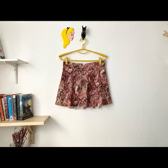 High-Waisted Skorts - Picture 1 of 3